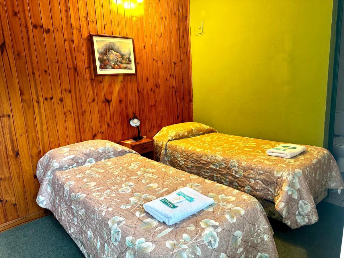 Hotel Amancay Hostal Patagonico El Calafate Exterior foto